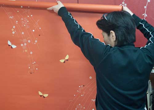 Making Fusuma, traditional sliding, paper doors in Osaka.