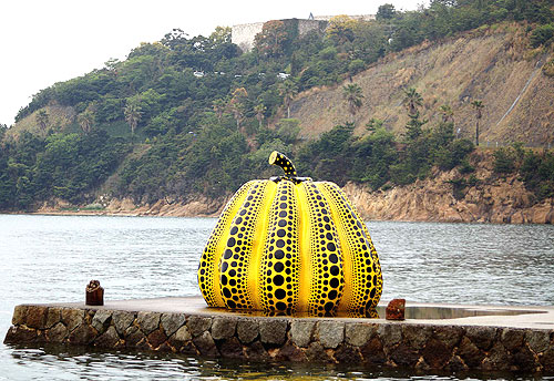 Yayoi Kusama Pumpkin, Naoshima Island.