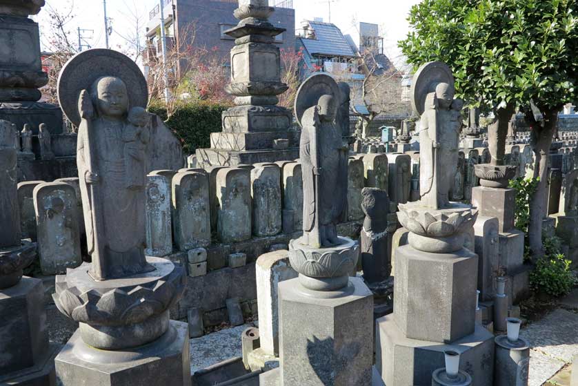 Jyomyoin Temple, Yanaka, Tokyo.