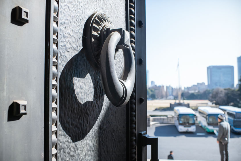 Door of the Kaigakan Meiji Memorial Picture Gallery, Kasumigaoka, Tokyo.