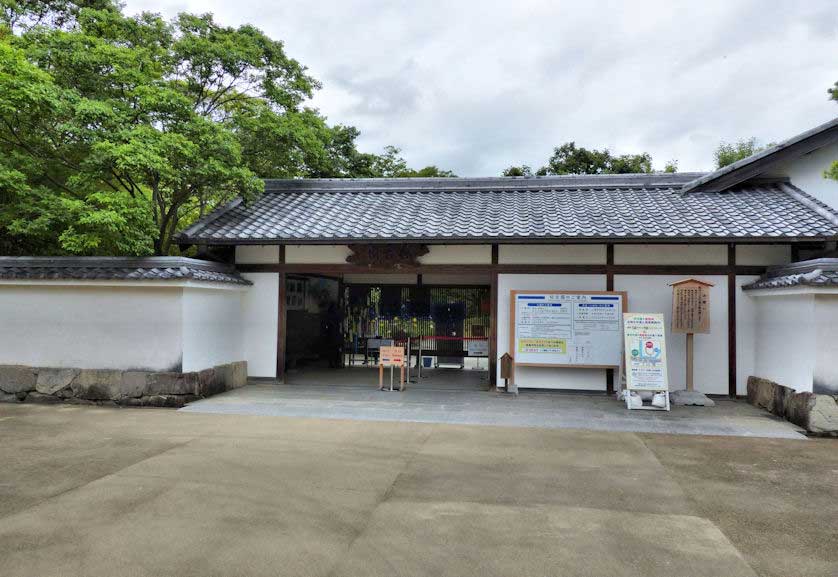 Koko-en, Himeji, Hyogo Prefecture, Japan.