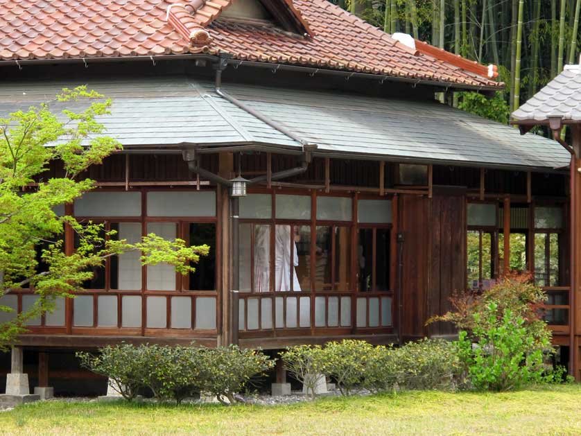 Wedding ceremony, Koshoji Temple, Nagoya, Aichi.