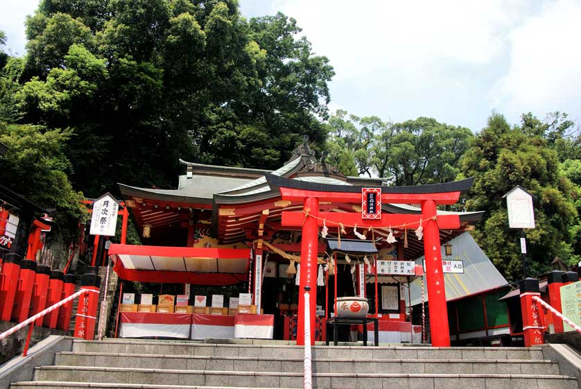 Kumamoto Castle Inari Shrine.