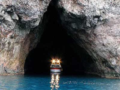 Kuniga Coast By Boat, Shimane Prefecture.