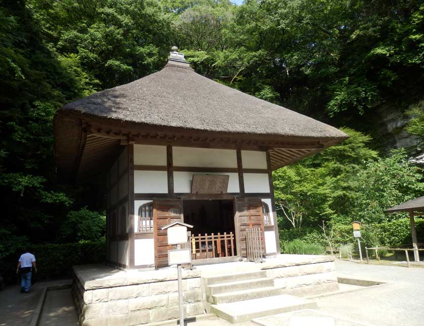 Meigetsu-in, Kamakura, Kanagawa Prefecture