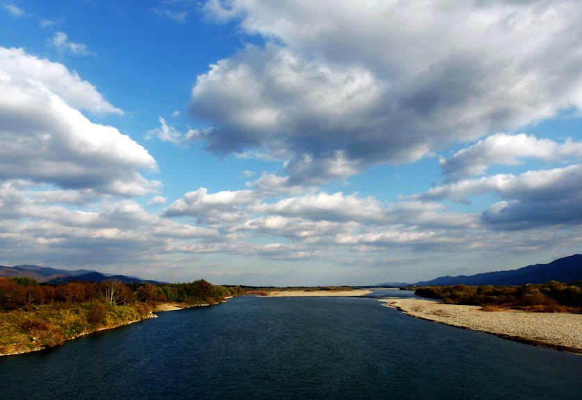 The Yoshino River, second longest on Shikoku and considered one of the three greatest rivers in Japan runs through the middle of Mima City.