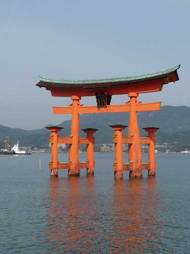 Itsukushima Shinto Shrine, Hiroshima.