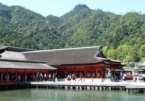 Itsukushima Shrine, Miyajima, Hiroshima Prefecture.