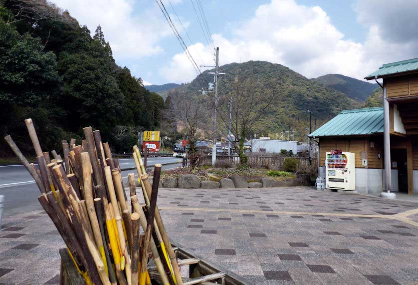 A bundle of walking sticks close to the entrance to Daimonzaka.