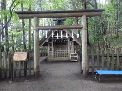 Shrine on the summit of Hodosan.