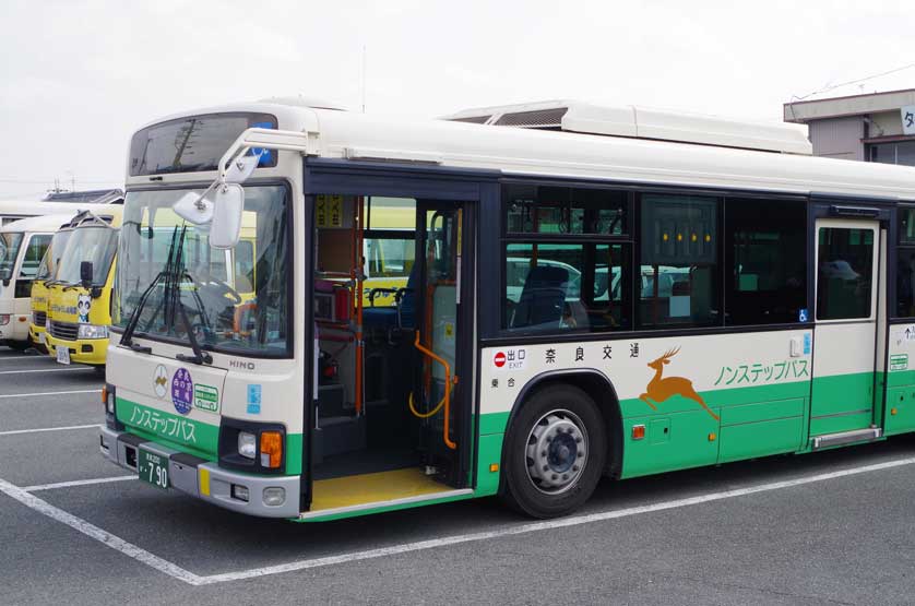 Nara Kotsu Bus, Nara.