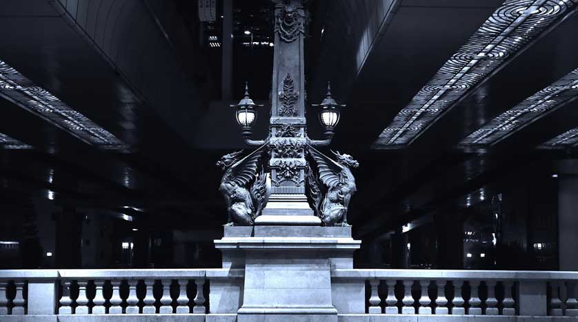 Nihonbashi Bridge, Nihonbashi, Tokyo.