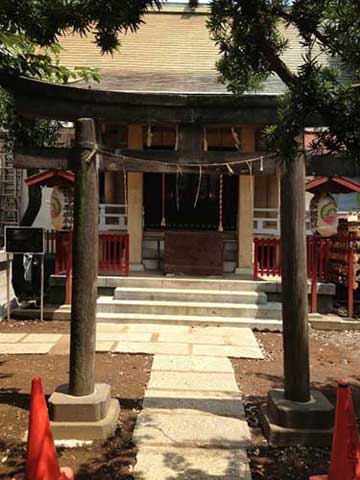 Kaichuinari Shrine, Okubo, Tokyo, Japan.