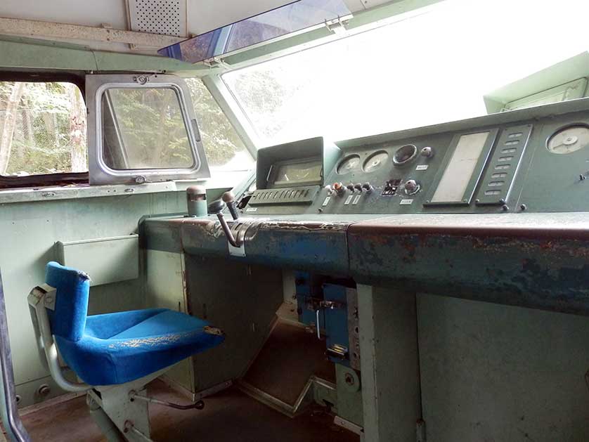 Driver seat of a 1969 Shinkansen at Ome Railway Park, Tokyo.