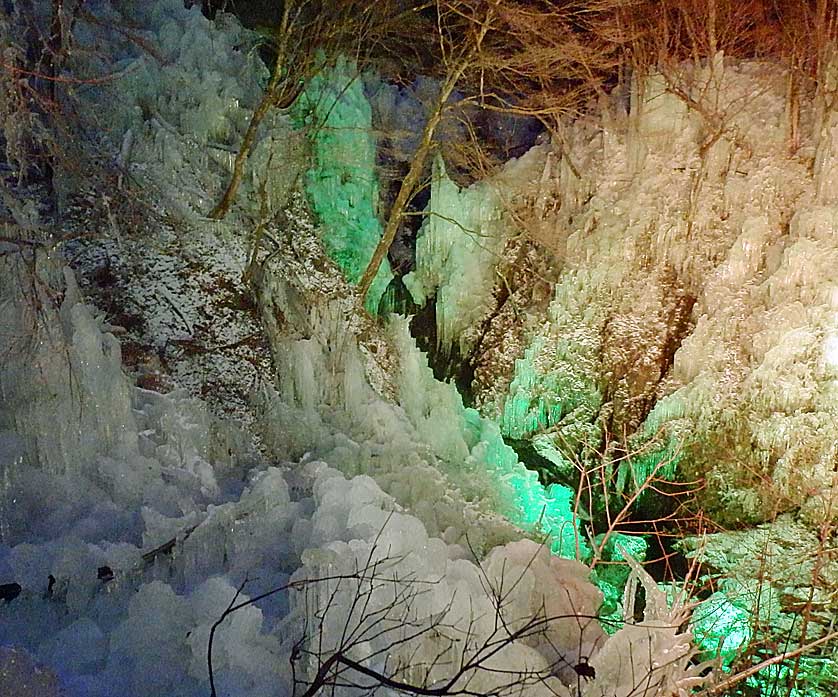 Onouchihyakkei Icicles, Chichibu, Saitama.