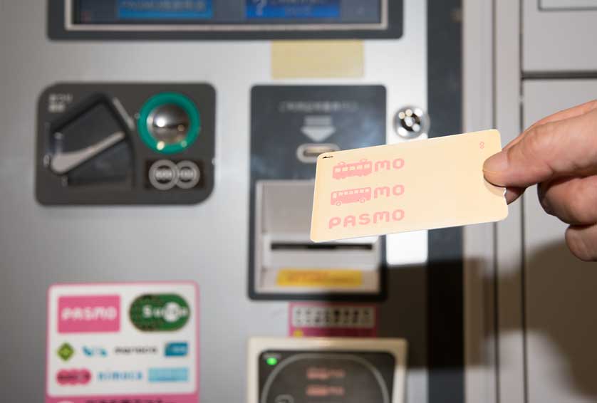 IC card with station locker.