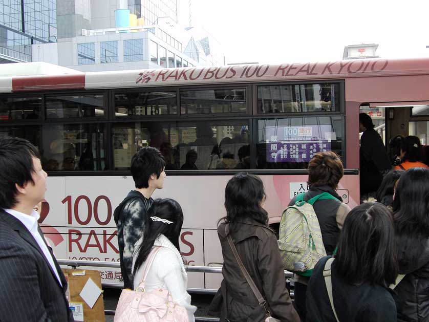 Raku Bus, Kyoto.