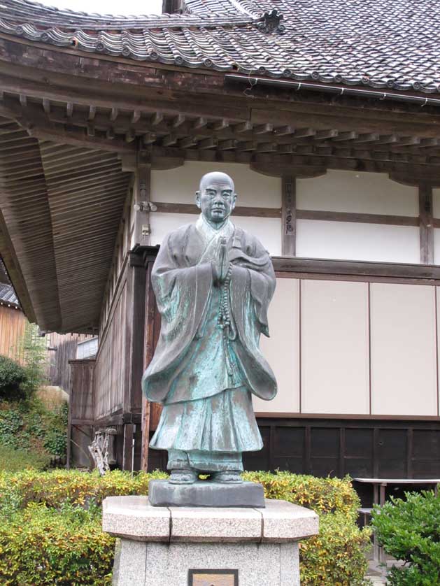 Nichiren Statue, Konponji, Sado, Niigata Prefecture.