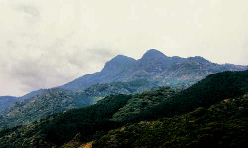 728 Meter high Mount Enodake, over which Saigo slipped away from the Imperial Army surrounding him.