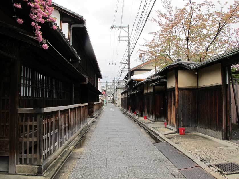 Sumiya Motenashi Art Museum exterior, Shimabara, Kyoto.