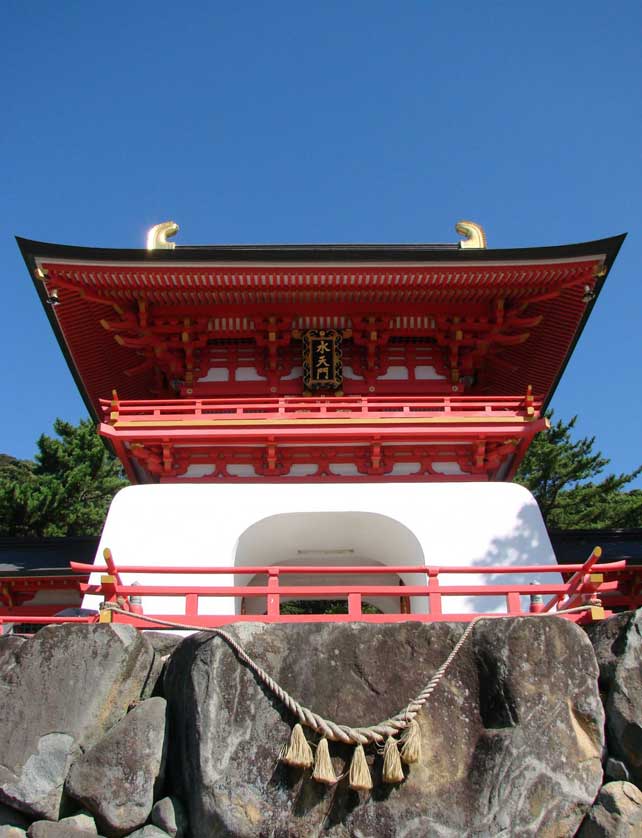 Akama Jingu, Shimonoseki, Yamaguchi Prefecture.