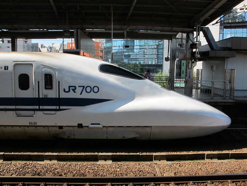 Shinkansen bullet train 700 series