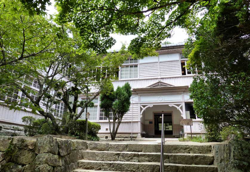 The History Museum at Shizutani School housed in the former Junior High School, Okayama.