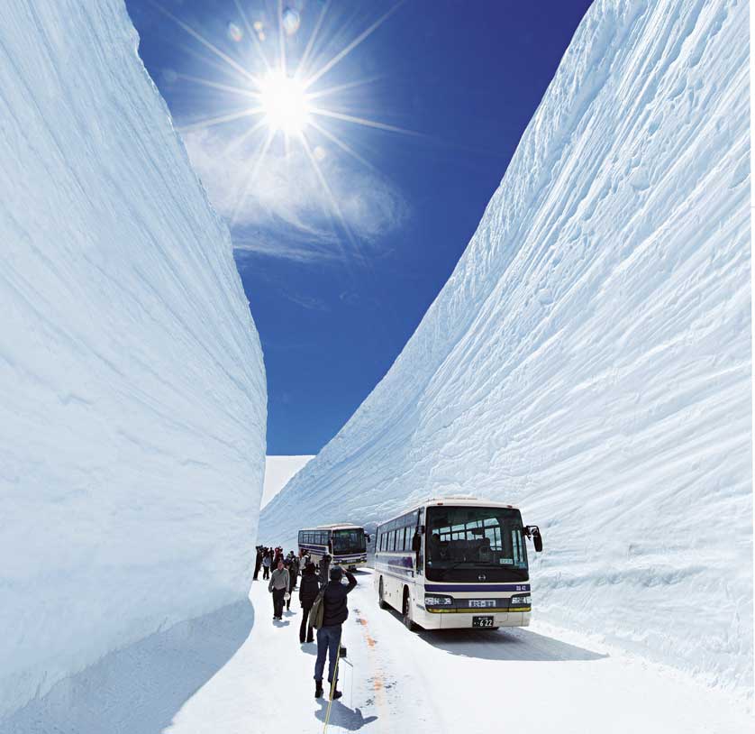 Tateyama Kurobe Alpine Route | Japan Experience