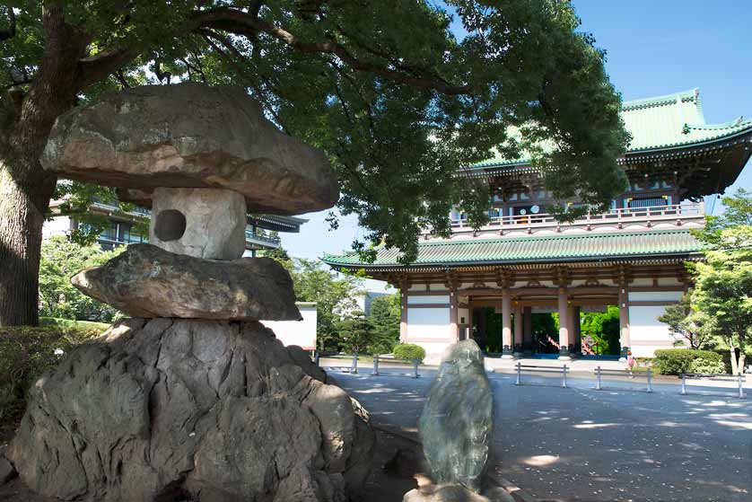 Sanmon Gate, Sojiji Temple, Tsurumi ward, Yokohama..