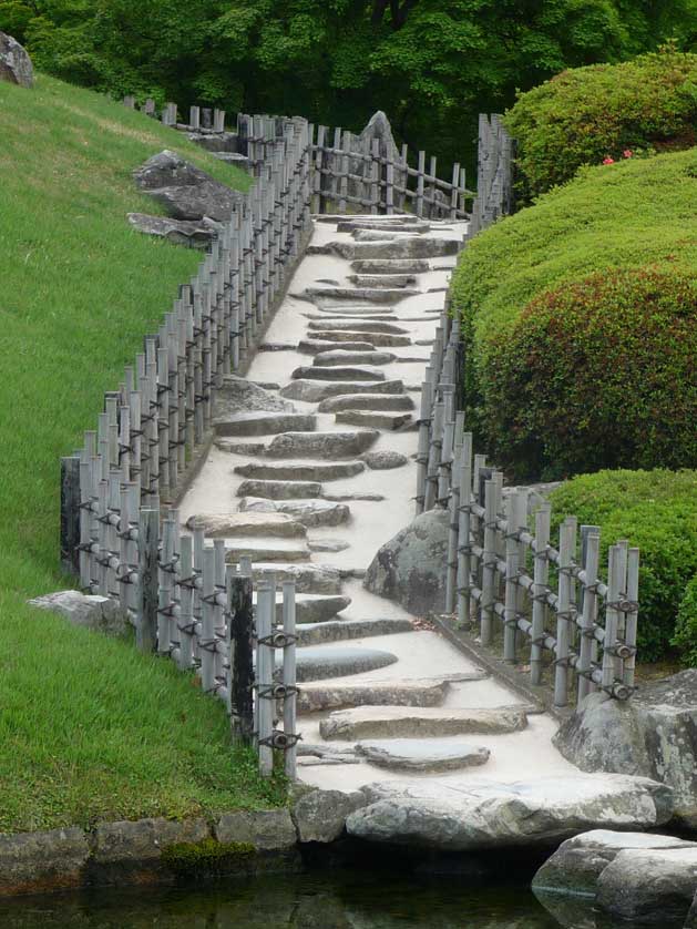 Koraku-en Garden stepping stones, Okayama.