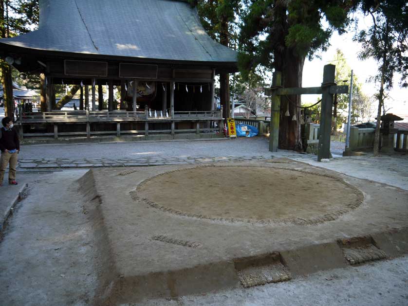 Suwa Taisha Shrine, Nagano Prefecture, Japan.