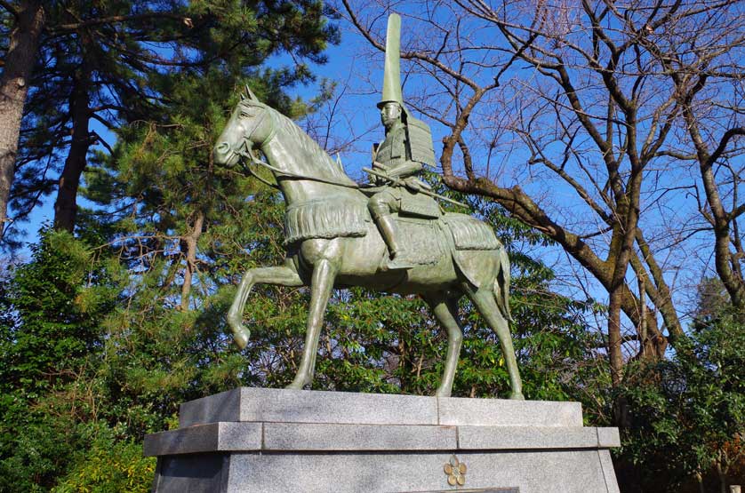 Statue of Maeda Toshinaga, Takaoka, Toyama.