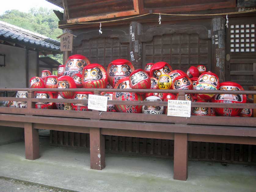 Collection of Daruma for sale, Byakue Kannon, Takasaki, Gunma.