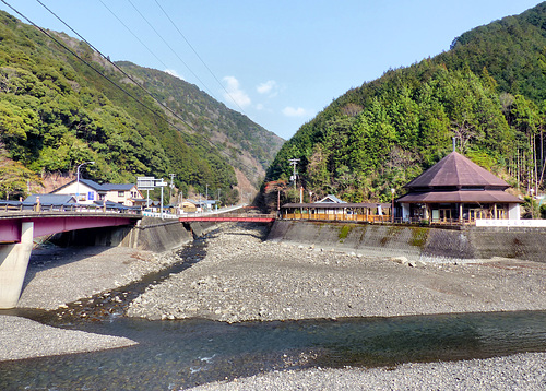 Kumano Kodo kan at Takijiri Oji.