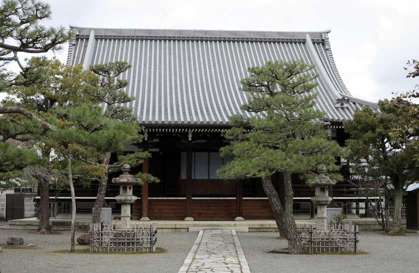 Jozenji Temple, Teramachi, Kyoto.
