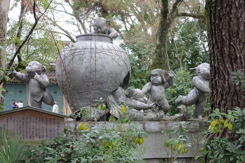 Kami Goryo Shrine, Teramachi, Kyoto.