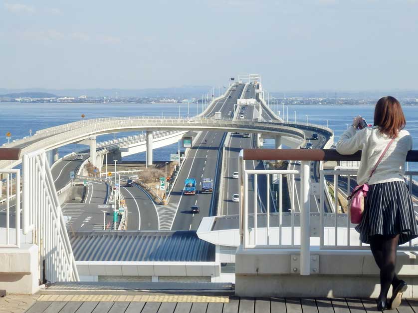 Tokyo Bay Aqua Line, Japan.