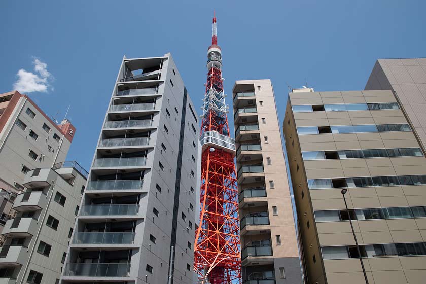 Tokyo Tower from Higashi-Azabu, Tokyo.