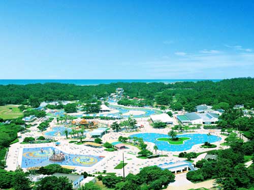 Sunshine Pool at Uminonaka Seaside Park, Fukuoka City, Fukuoka Prefecture, Japan.