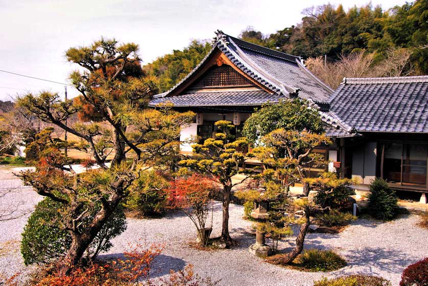 Mangetsu Temple, Oita city.