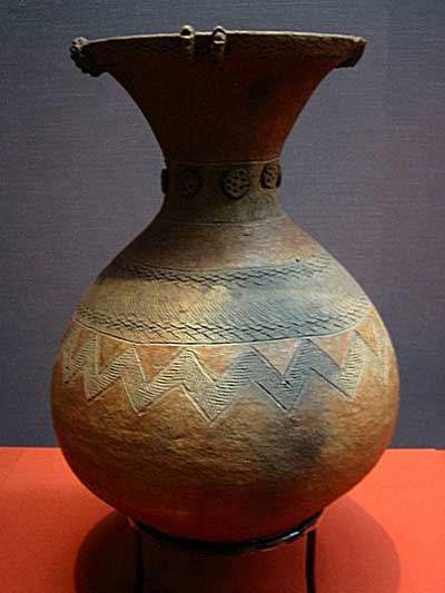 Yayoi jar in Tokyo National Museum.