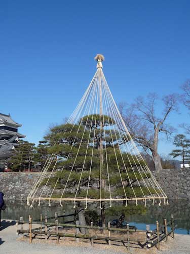 Yuki-tsuri Senjukaku.