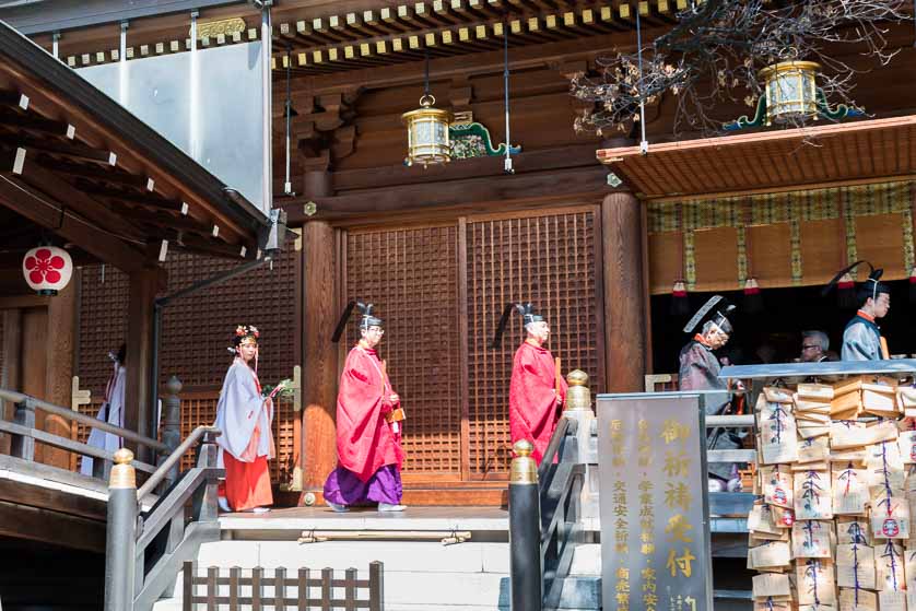 Religious procession at Yushima Tenjin (Tenmangu) Shrine.