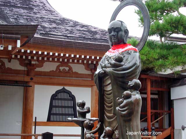 Zenkoji Temple, Nagano.