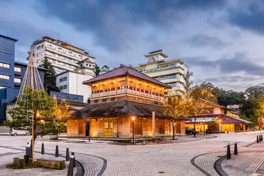 Enjoy relaxing journey in Kaga Onsen, between Kanazawa and Kyoto