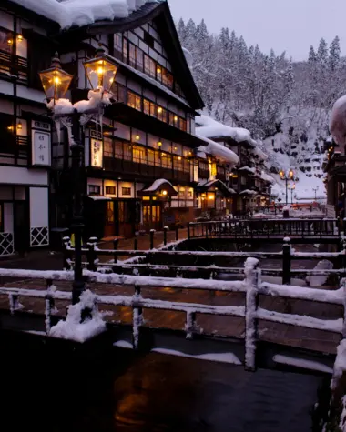 Ginzan Onsen en invierno