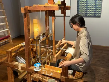 Traditional loom for creating Hakata-Ori