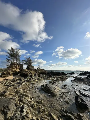 sedake beach okinawa rocks