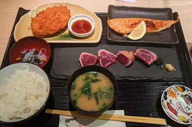 Akau, Nippori