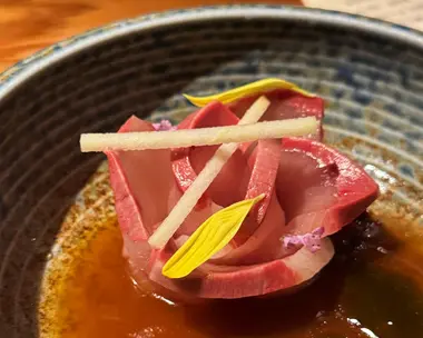 Hamachi sashimi at Censu